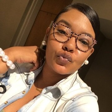 Profile Picture of Brown Beauti 🌻 (@ArielRivers5) on Twitter