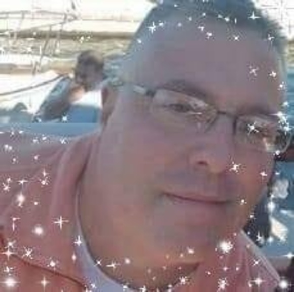 Profile Picture of John Hardell (@jmhardell) on Poshmark