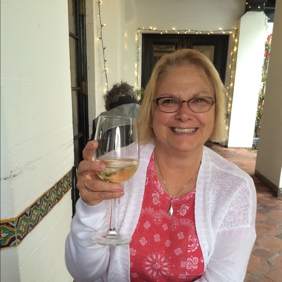 Profile Picture of Patti Mansky (@pamansky) on Poshmark