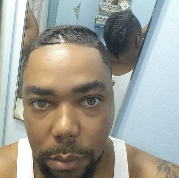Profile Picture of Steven Dennis (@greenibandit22) on Poshmark