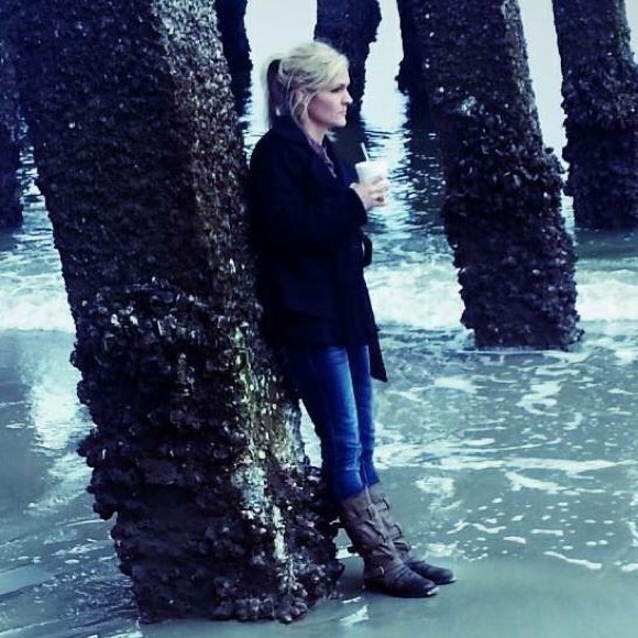 Profile Picture of Allison Sifford (@asifford13) on Poshmark