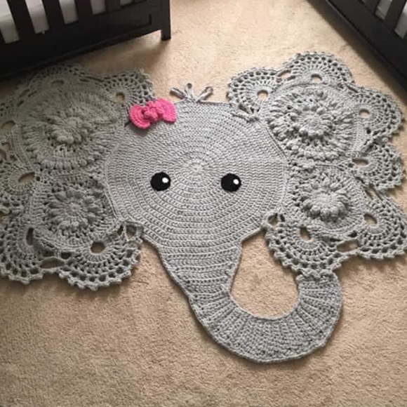 Profile Picture of Amanda Enderlee (@amandae2005) on Poshmark