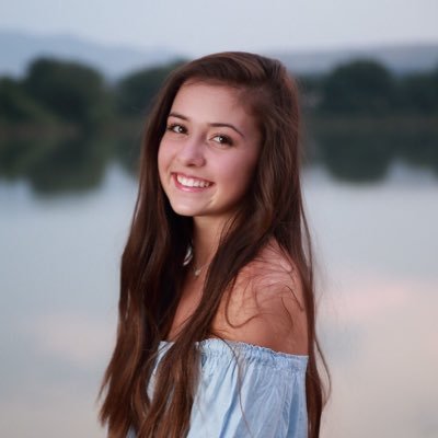 Profile Picture of Chloe Patterson (@ChloePattersons) on Twitter