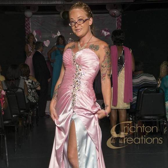 Profile Picture of Christal Derminer (@christalbaby26) on Poshmark