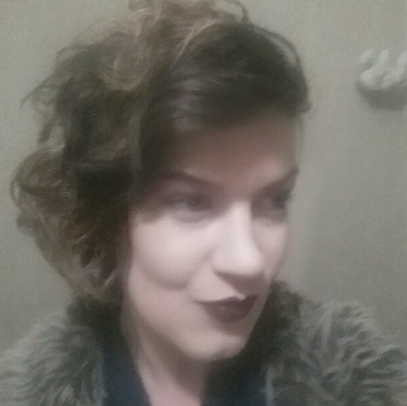 Profile Picture of Stephanie Chapman (@smchapman2014) on Poshmark