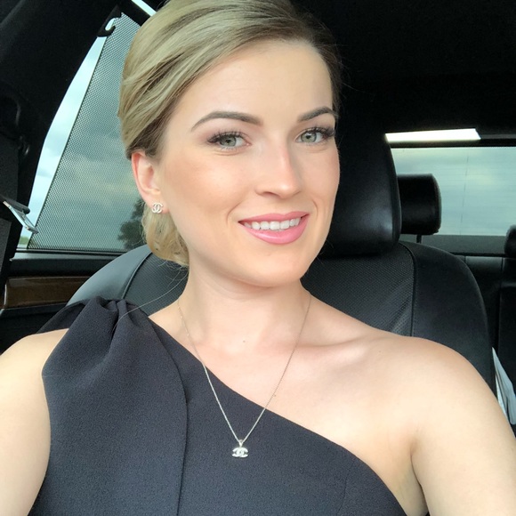 Profile Picture of Juliya Kryzhevskykh (@juliya0514) on Poshmark