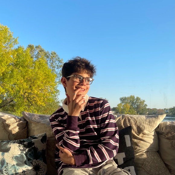 Profile Picture of Gavin Owen (@gavin_owen) on Poshmark