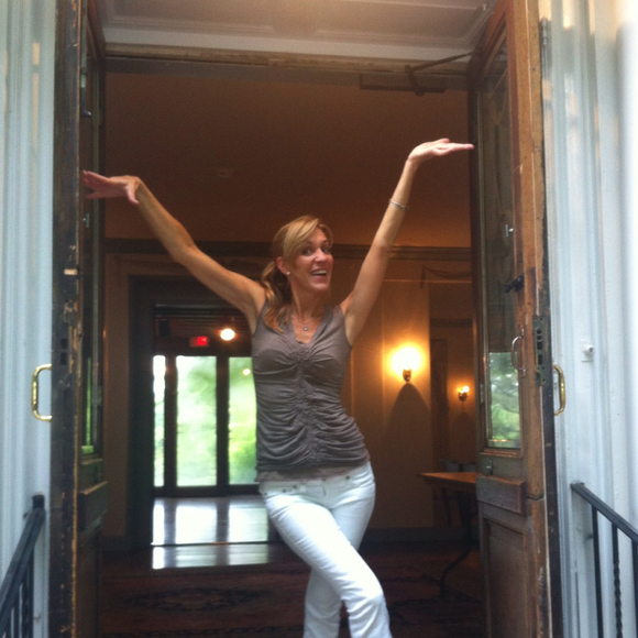 Profile Picture of Nancy Healy (@nancyhealy) on Poshmark