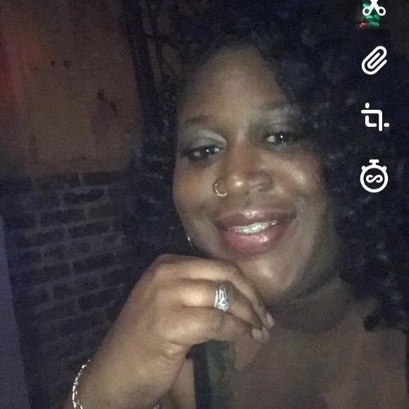 Profile Picture of Tamila Cantlow (@blackmagic205) on Poshmark