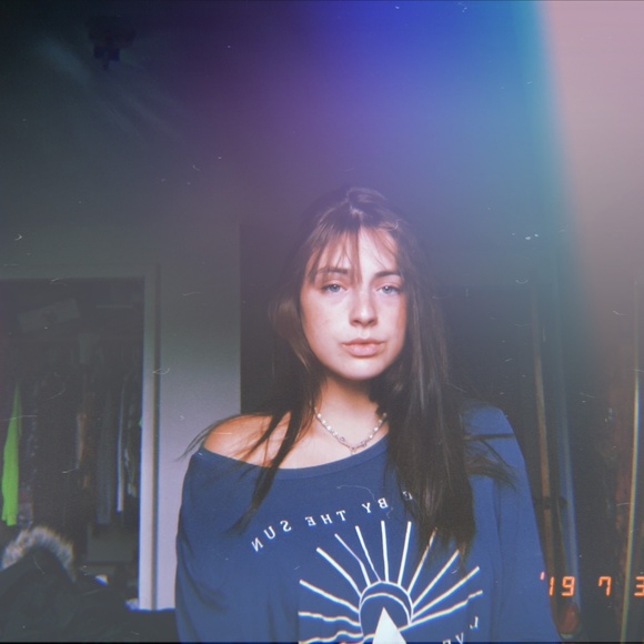 Profile Picture of Leigha Haslacker (@penny_lane99) on Poshmark