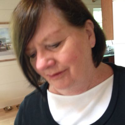 Profile Picture of Sheila Hurley (@sheilaghurley) on Twitter