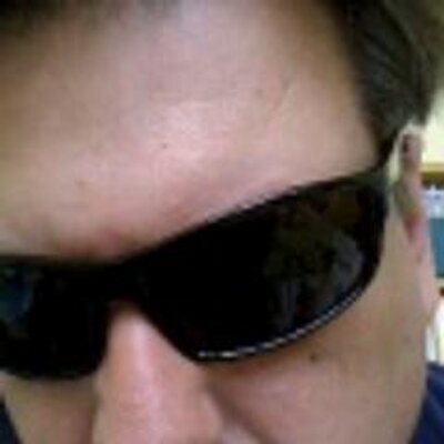 Profile Picture of Karl Lowe (@lowey65) on Twitter