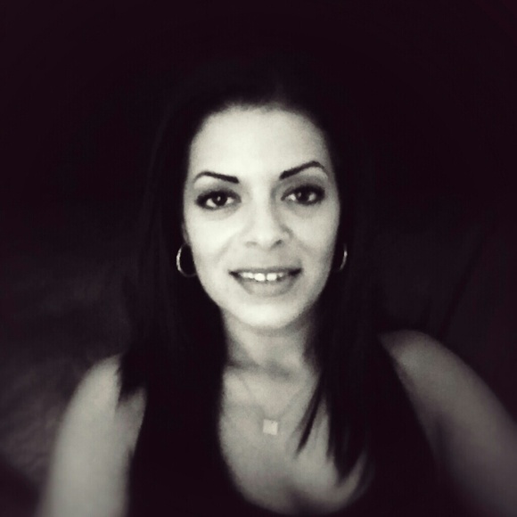 Profile Picture of Cindy Rodriguez (@puppylover2029) on Poshmark