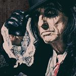 Profile Picture of Alice Cooper’s Vintage Vault (@vintagevaultpodcast) on Instagram