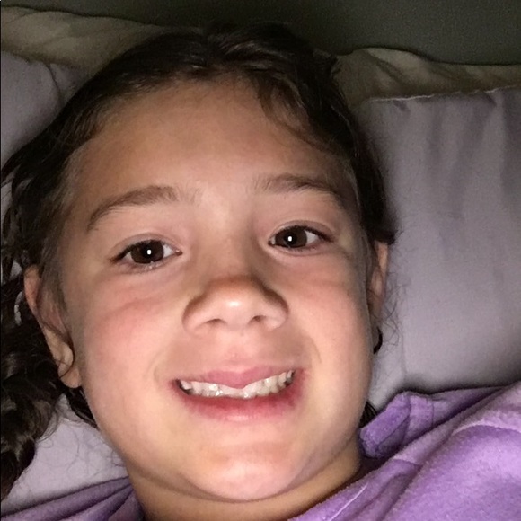 Profile Picture of Lucy Goodman (@skatequeen09) on Poshmark