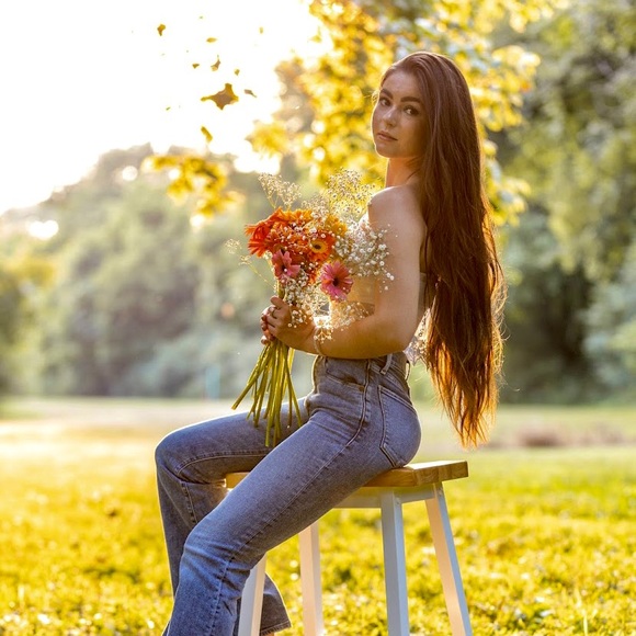 Profile Picture of Ava Privette (@ava_privette) on Poshmark