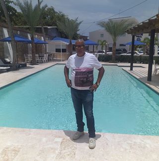 Frank Nova - Facebook Profile Picture of Frank Nova (@frank.nova.583) on Facebook