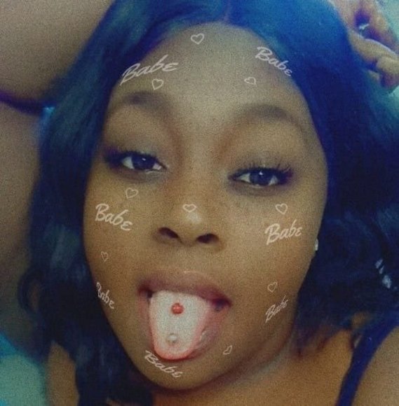 Profile Picture of Jasmine Osborne (@jasmineosbor713) on Poshmark