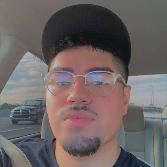 Profile Picture of Diego Kellogg (@diegokellogg) on Poshmark