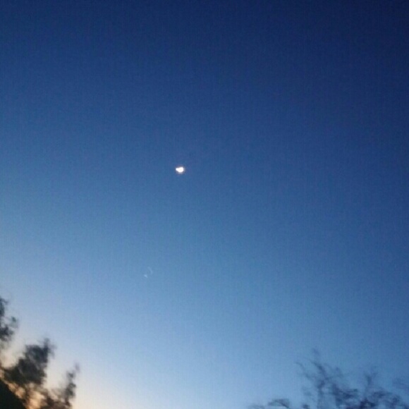 Profile Picture of Julian Navarro (@navarro_julian) on Poshmark