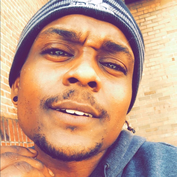 Profile Picture of Reginald Clarke (@reginald_clarke) on Poshmark