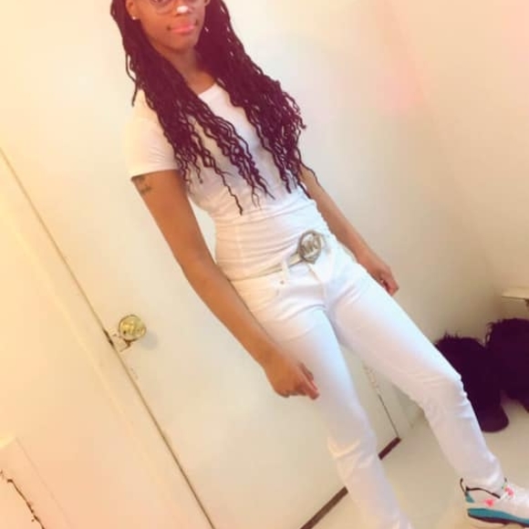 Profile Picture of Marnesha Davenport (@marnesha_d) on Poshmark