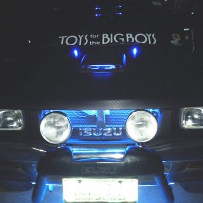 Profile Picture of James Natividad (@08ja26me84s) on Twitter