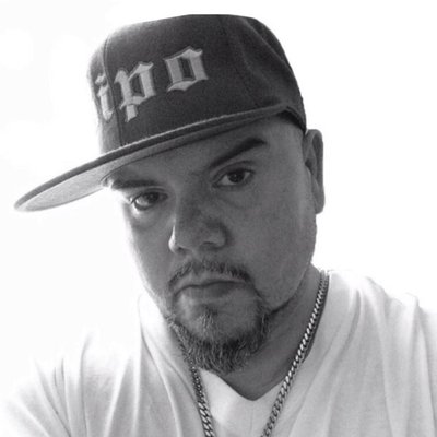 Profile Picture of David Almodovar Bipo (@DavidVipo1960) on Twitter