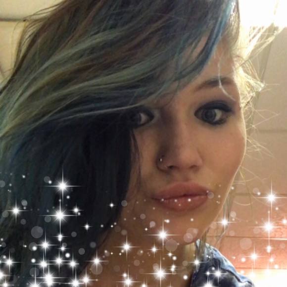 Profile Picture of Jessica Booterbaugh (@jessicaboo2020) on Poshmark