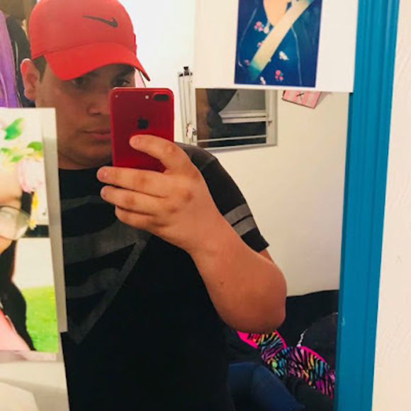 Profile Picture of La Mantis (@joselito2621) on Poshmark
