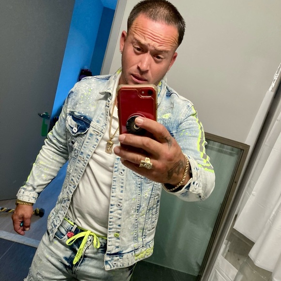 Profile Picture of Michael Perez (@stayfresh2death) on Poshmark