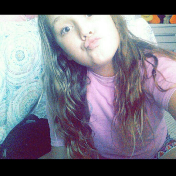 Profile Picture of Kiley Scott (@kileyyscott) on Poshmark