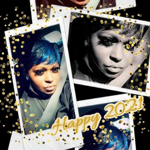 Profile Picture of Andrea Daniel (@andreadaniel578) on Poshmark