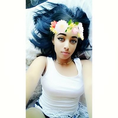 Profile Picture of QUEEN 👑 (@ShaeLeeThomas) on Twitter