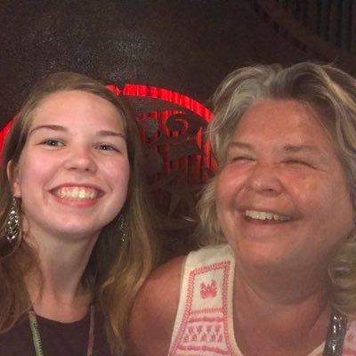 Boho Bevy - Twitter Profile Picture of Boho Bevy (@GoschyLori) on Twitter