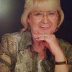 Profile Picture of Carolyn Holcomb Shook (@carolynholx) on Instagram