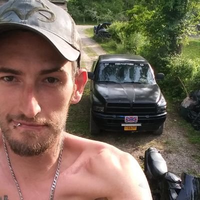 Profile Picture of Christopher Robinette (@chevydad2713540) on Twitter