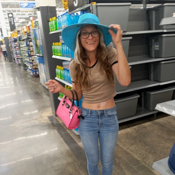 Profile Picture of Nicole Synoradzki (@nicolesynoradzk) on Poshmark