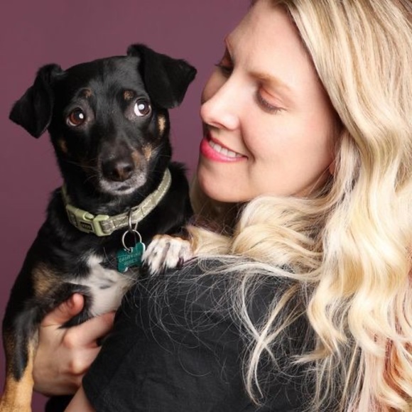 Profile Picture of Alexandra Hoey (@alexandrahoey26) on Poshmark