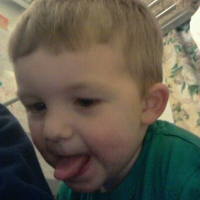 Profile Picture of Kyle Goldsmith (@alienhead123) on Twitter