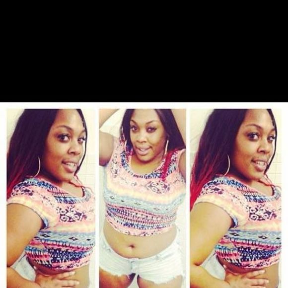 Profile Picture of Teondre Hanzer (@teondrehanzer_) on Poshmark