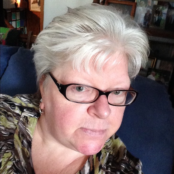 Profile Picture of Bettie Plecker (@bplecker) on Poshmark