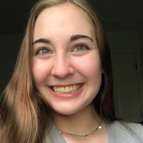 Profile Picture of Brianna Coerper (@bcoerper) on Poshmark