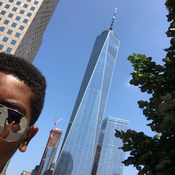 Profile Picture of Xavier Lennard (@xavlenn) on Poshmark
