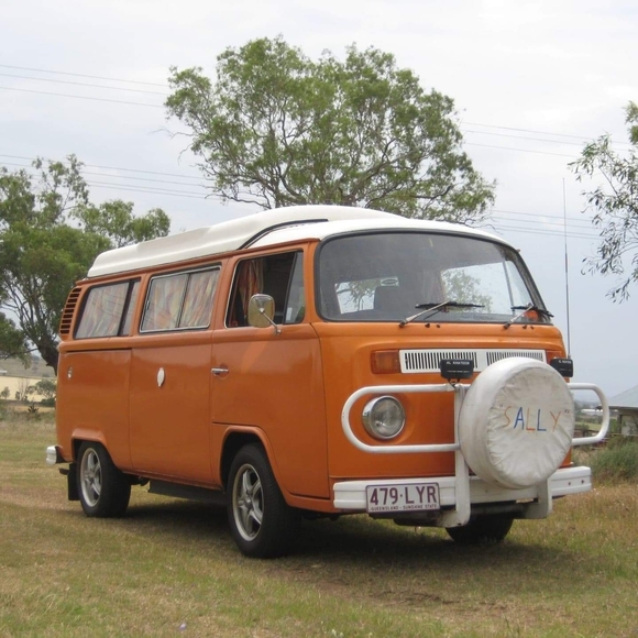 Profile Picture of Bob Hall (@bandjhally) on Poshmark