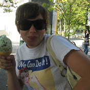 Profile Picture of Erica Olsen (@ericaspants) on Youtube