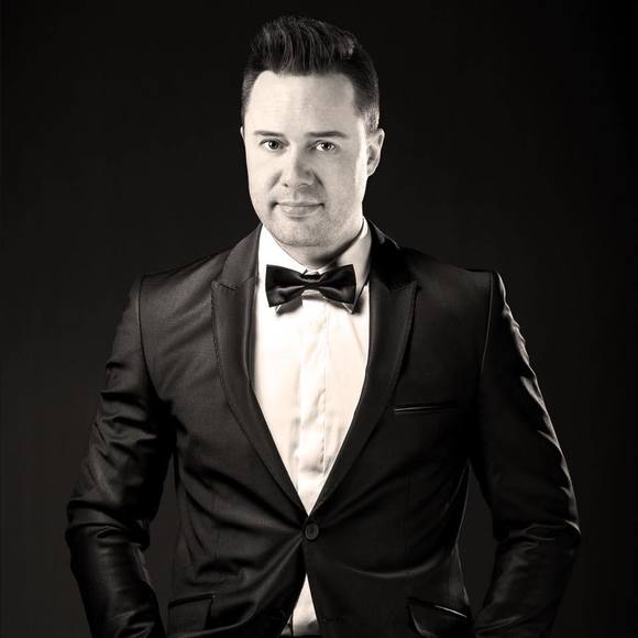 Profile Picture of Jason Robles (@jasonrobles340) on Poshmark