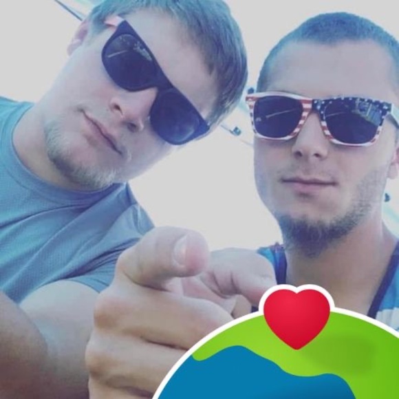 Profile Picture of Gavin Bradway (@gavintyler369) on Poshmark