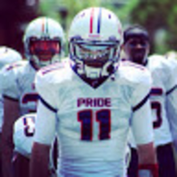 Profile Picture of Tyjai Patillo (@jai_9) on Poshmark