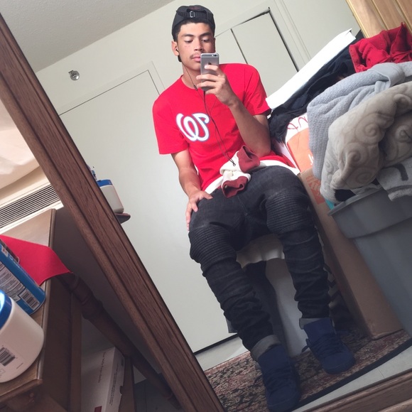 Andrew Davila - Poshmark Profile Picture of Andrew Davila (@lvrd_finesse) on Poshmark